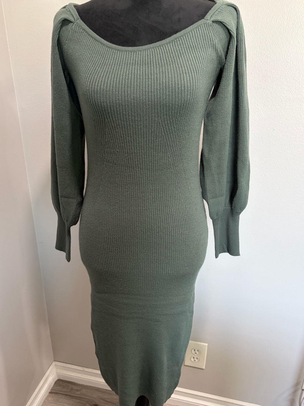 Tahari Sage Green Ribbed Knit Midi Dress with Long Sleeves. Sweater material